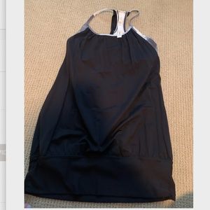 Lululemon Tank w built-in sports bra